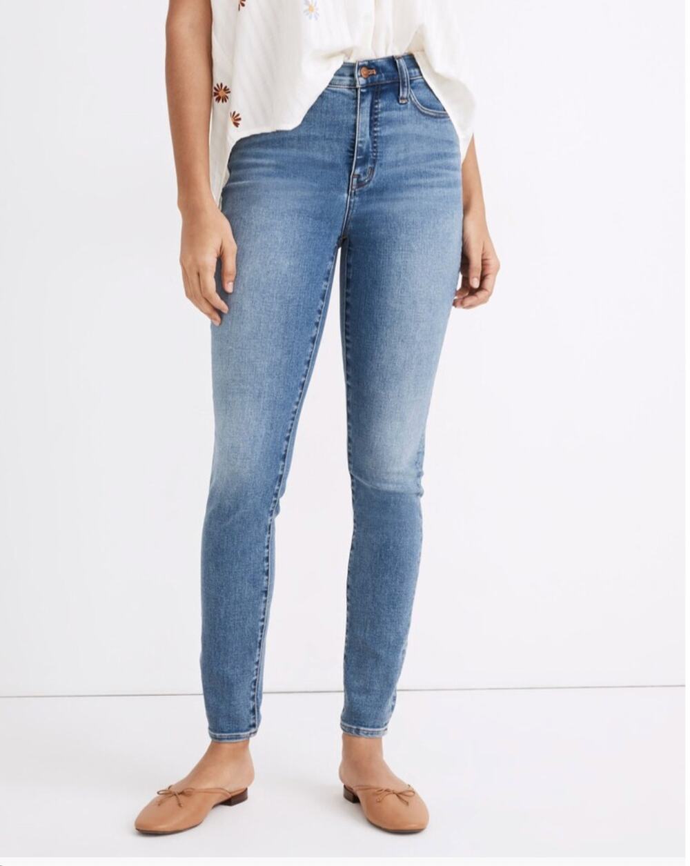 MADEWELL 10" High-Rise Roadtripper Authentic Jeans in Vinton Wash MD518 // 28